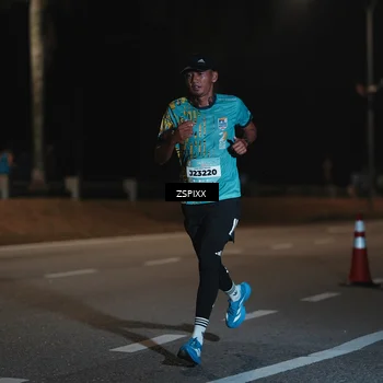 Runner Photo 5910768