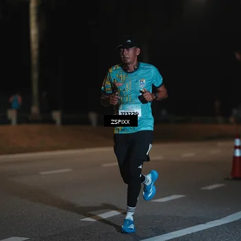 Runner Photo 5910773
