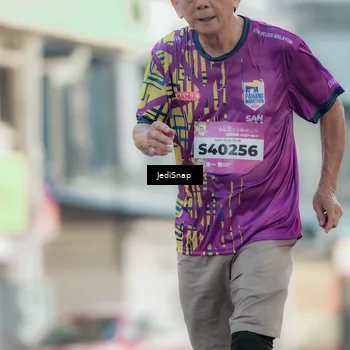 Runner Photo 5910855