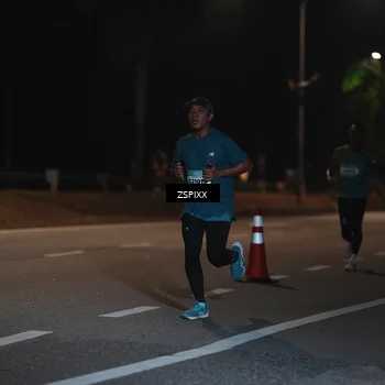 Runner Photo 5910859