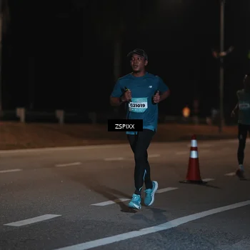Runner Photo 5910868