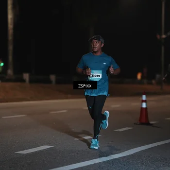 Runner Photo 5910869