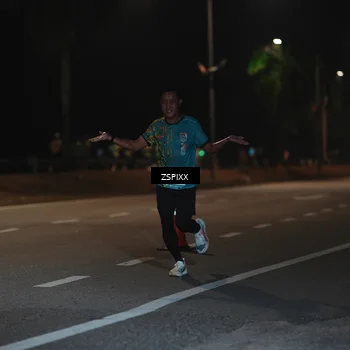 Runner Photo 5910938