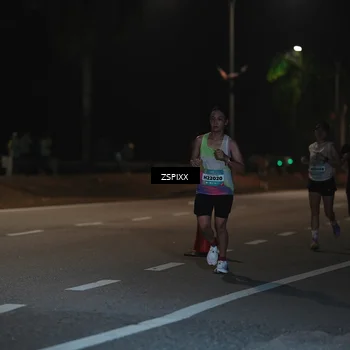 Runner Photo 5911004