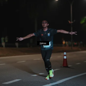 Runner Photo 5911021