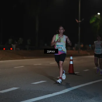 Runner Photo 5911022