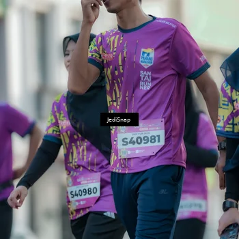 Runner Photo 5911038