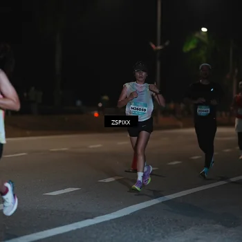 Runner Photo 5911040