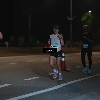 Runner Photo 5911049