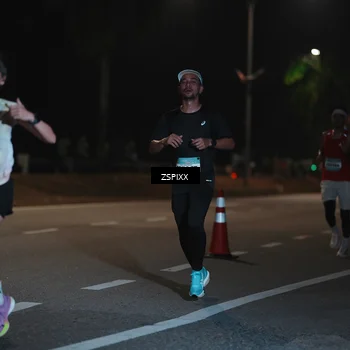 Runner Photo 5911065