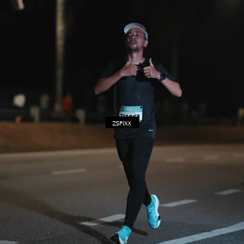 Runner Photo 5911088