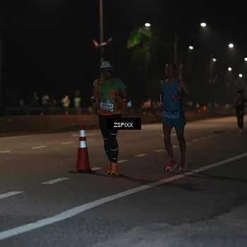Runner Photo 5911141