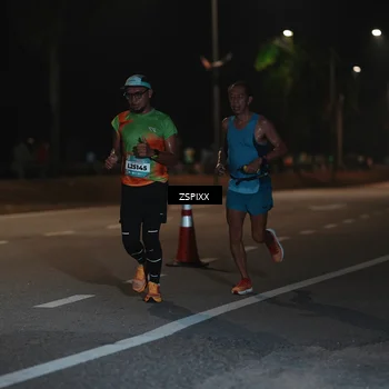 Runner Photo 5911148