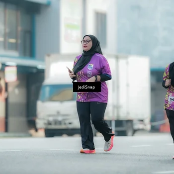 Runner Photo 5911149