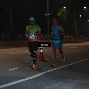 Runner Photo 5911152