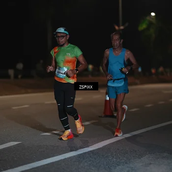 Runner Photo 5911156