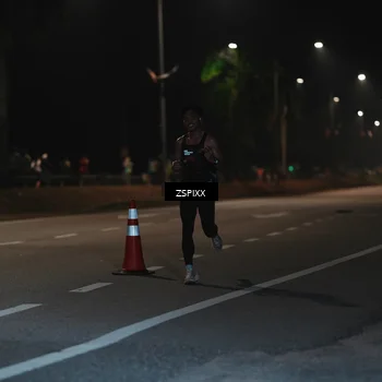 Runner Photo 5911174