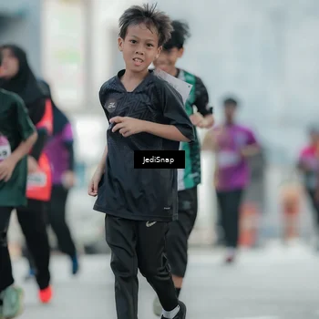 Runner Photo 5911195