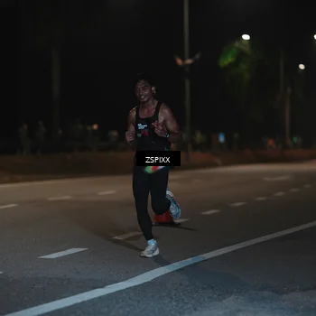 Runner Photo 5911199