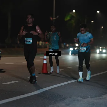 Runner Photo 5911274