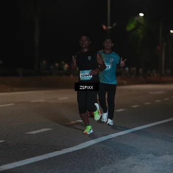 Runner Photo 5911315