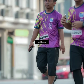 Runner Photo 5911356
