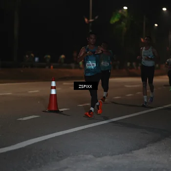 Runner Photo 5911365
