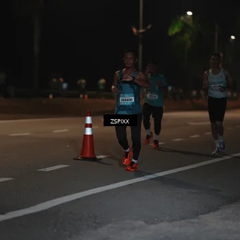 Runner Photo 5911369
