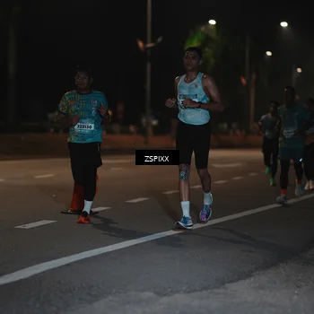 Runner Photo 5911393