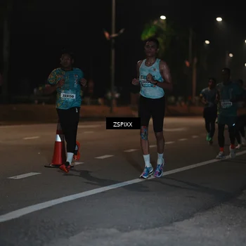 Runner Photo 5911397