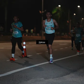Runner Photo 5911401