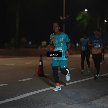 Runner Photo 5911432