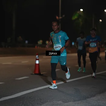 Runner Photo 5911438