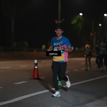 Runner Photo 5911452