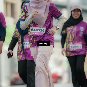 Runner Photo 5911457