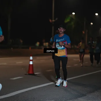 Runner Photo 5911460