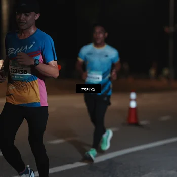Runner Photo 5911479