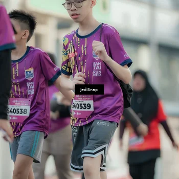 Runner Photo 5911484