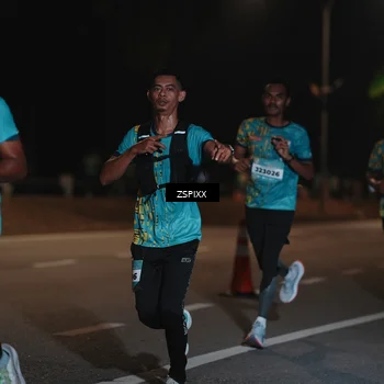 Runner Photo 5911518