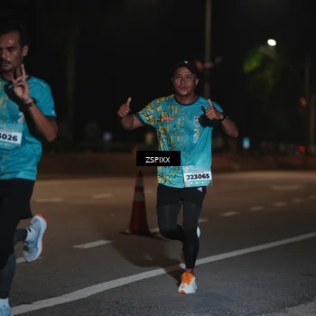 Runner Photo 5911530