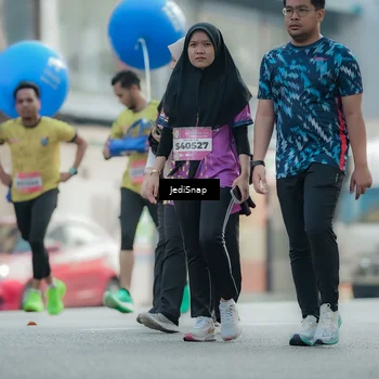 Runner Photo 5911531