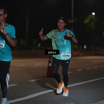 Runner Photo 5911533