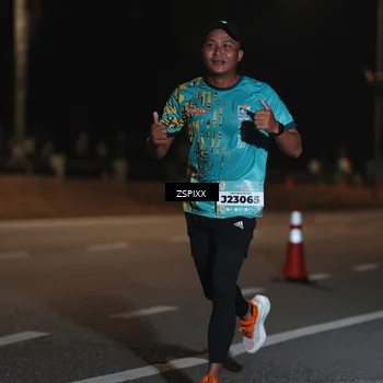 Runner Photo 5911546