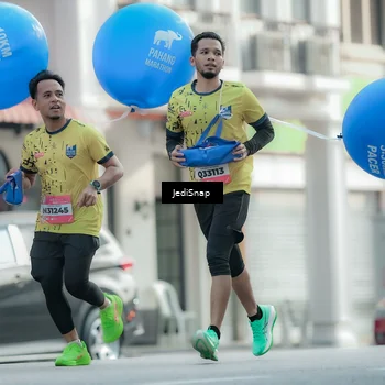 Runner Photo 5911561