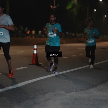 Runner Photo 5911613