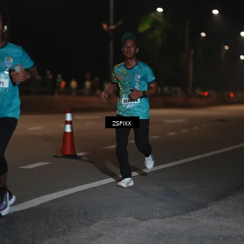 Runner Photo 5911630