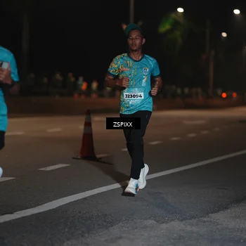 Runner Photo 5911634