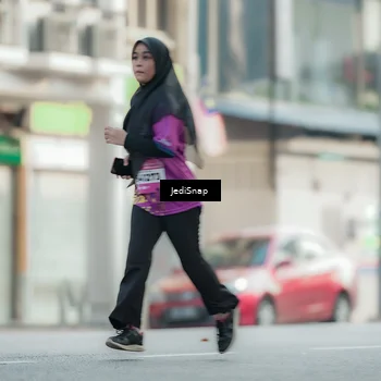 Runner Photo 5911657