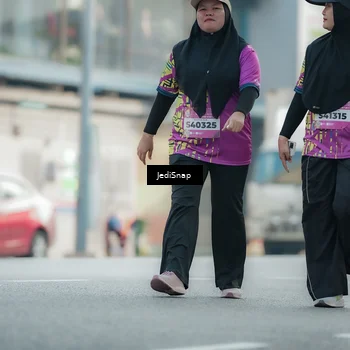 Runner Photo 5911697