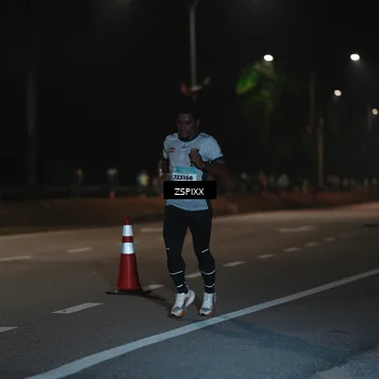 Runner Photo 5911759